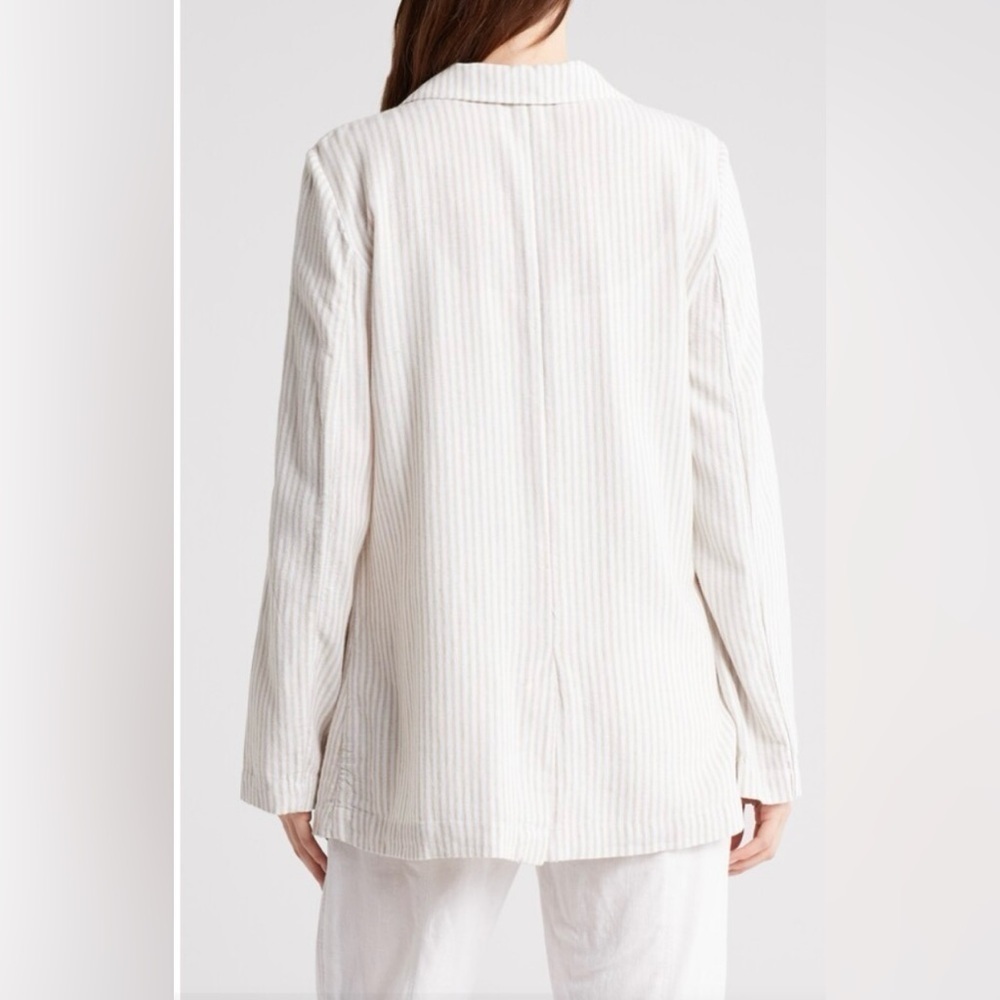 Stripe Open Front Linen Blend Blazer
Caslon Size Medium - Picture 2 of 9